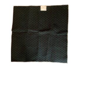 Kravet Fabric Sample 25 x 25" Green & Red Geometric Pattern 80% Cotton 50% Polye